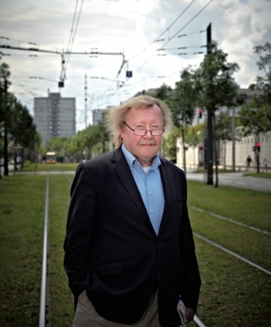 Volker Schrank